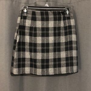 LF plaid skirt
